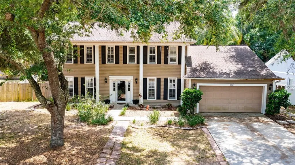 2527 Brimhollow Drive Valrico FL 33596
