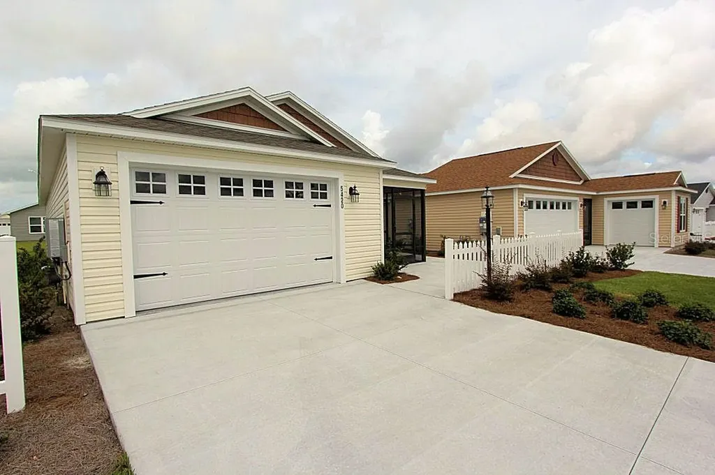 5420 Kate Court The Villages FL 32163