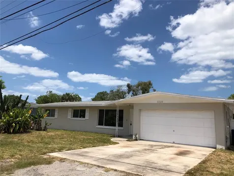 5524 25th Street W Bradenton FL 34207