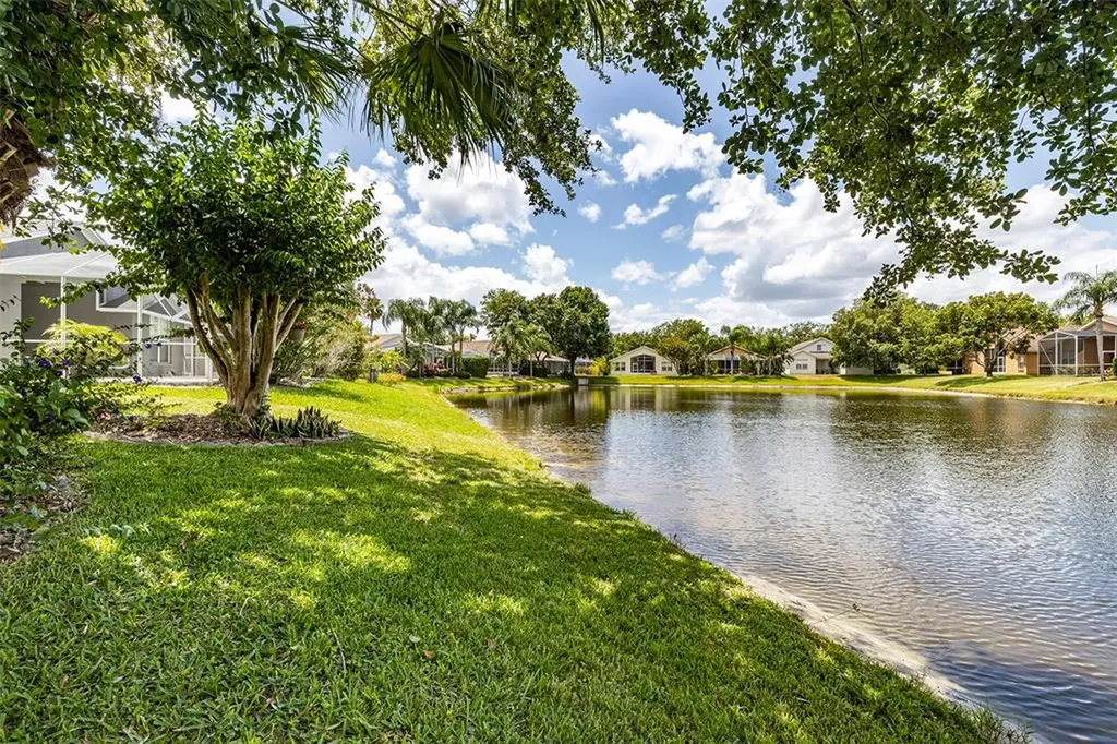 10142 Heather Sound Drive Tampa FL 33647