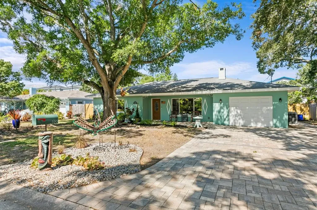 530 Chicago Avenue Dunedin FL 34698