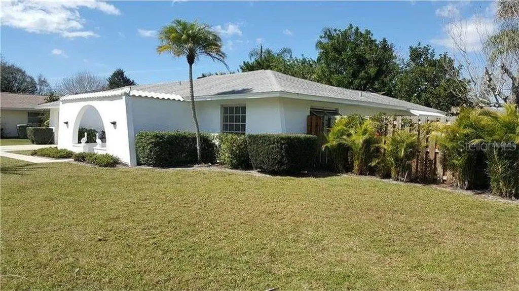 3737 Allenwood Street Sarasota FL 34232