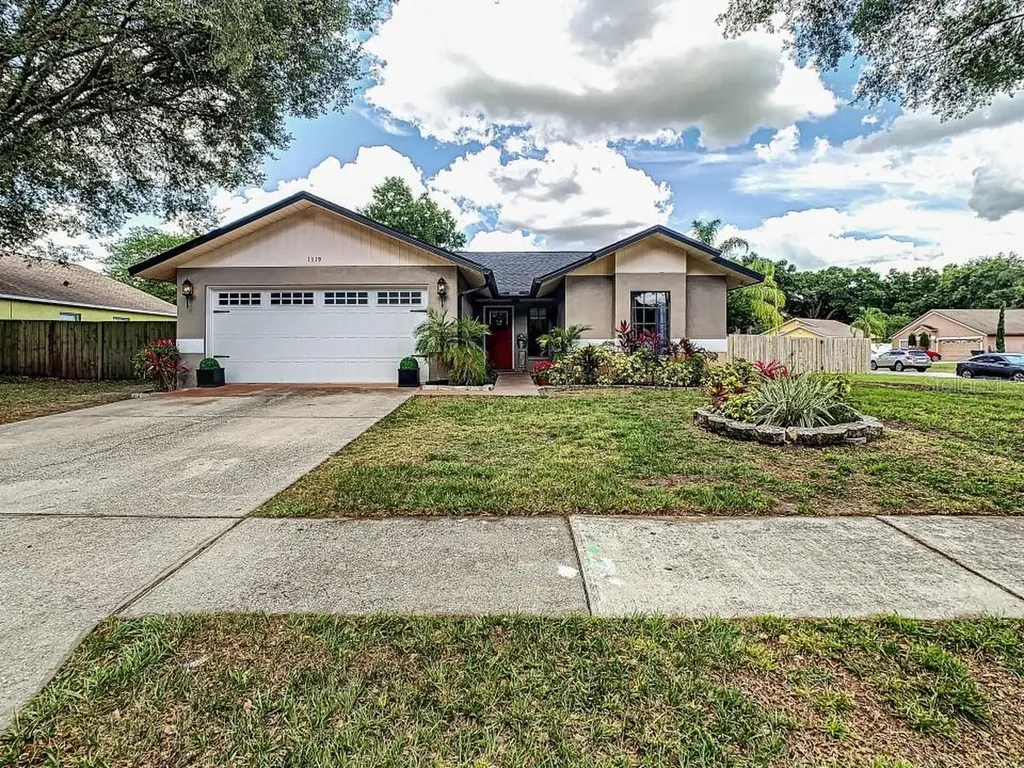 1319 Brahma Drive Valrico FL 33594