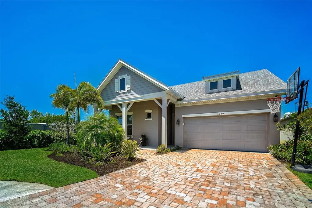 5250 Twinflower Lane Sarasota FL 34233