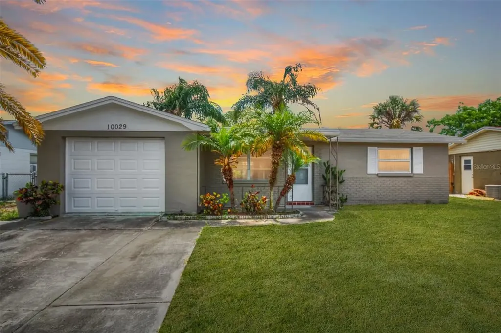 10029 Kingswood Lane Port Richey FL 34668