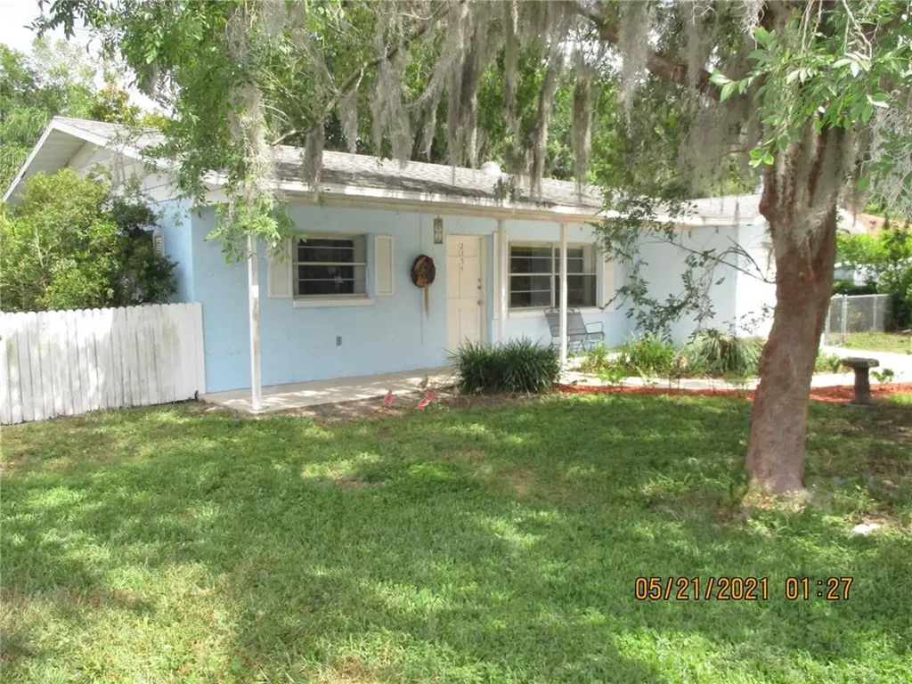 2354 Cr 445 Lake Panasoffkee FL 33538