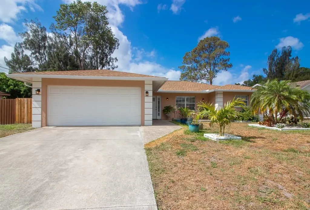 4500 Galway Drive Sarasota FL 34232