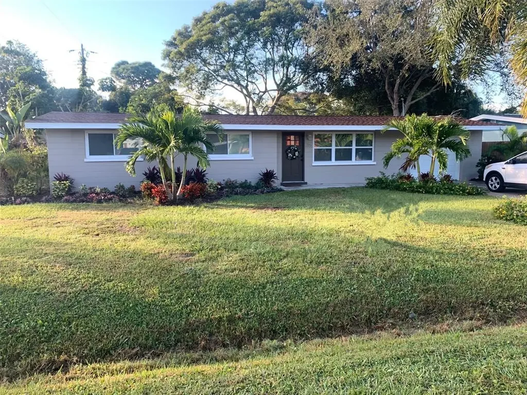2126 La Salle Street Sarasota FL 34231