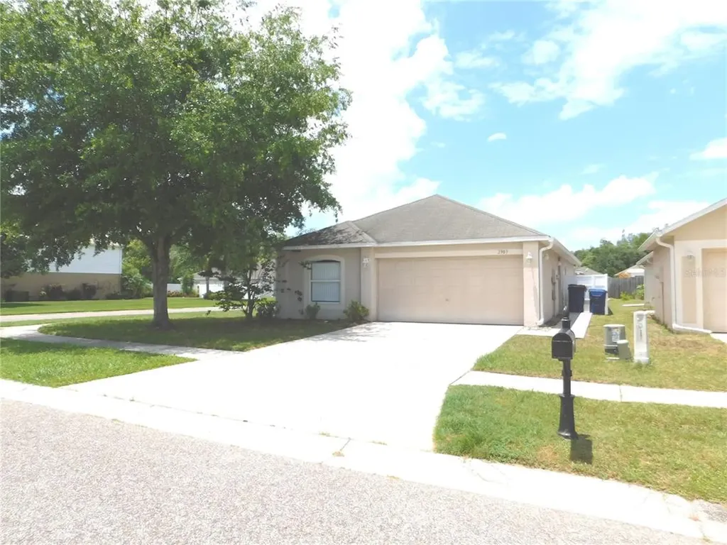 30930 Sonnet Glen Drive Wesley Chapel FL 33543