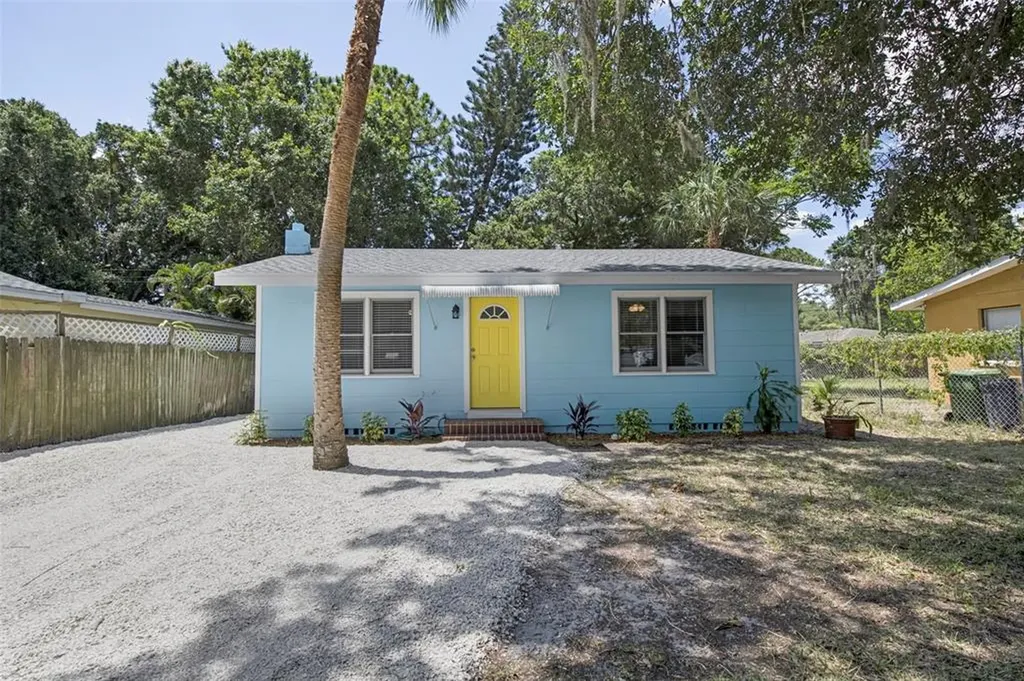 2554 Floyd Street Sarasota FL 34239