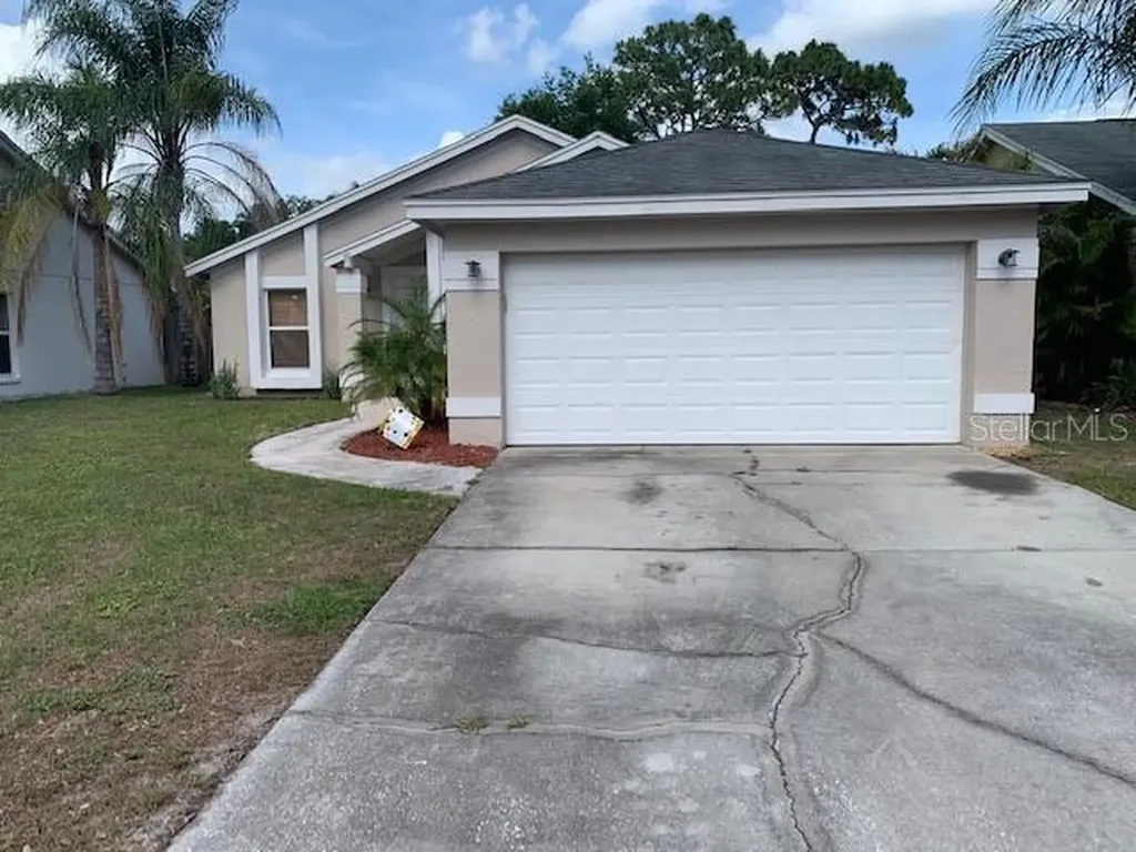 1105 Manigan Avenue Oviedo FL 32765