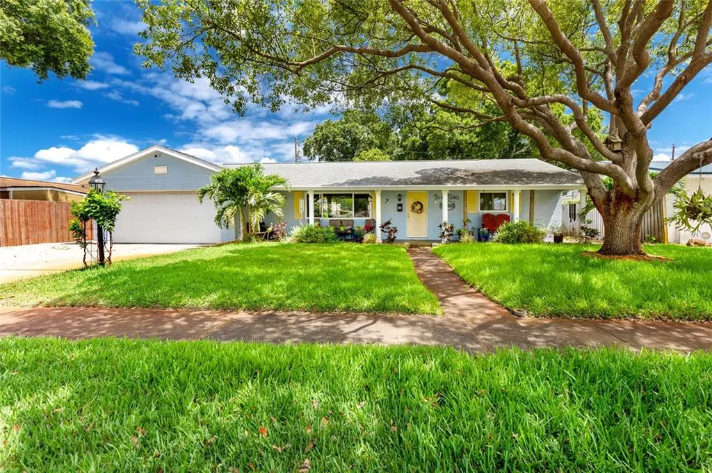 6101 27th Avenue N St Petersburg FL 33710