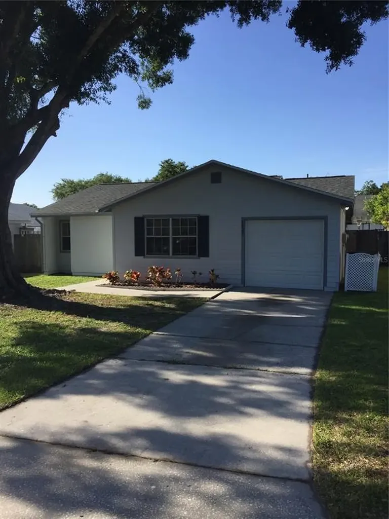 1425 Periwinkle Court Lakeland FL 33811