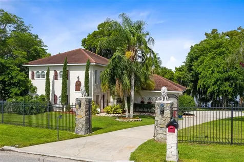 27849 Lake Jem Road Mount Dora FL 32757