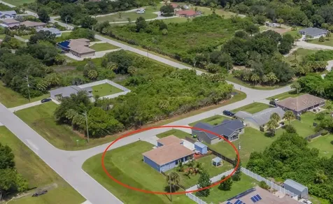 10213 Euston Avenue Englewood FL 34224