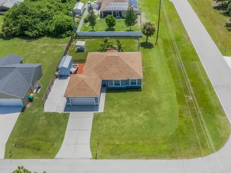 10213 Euston Avenue Englewood FL 34224