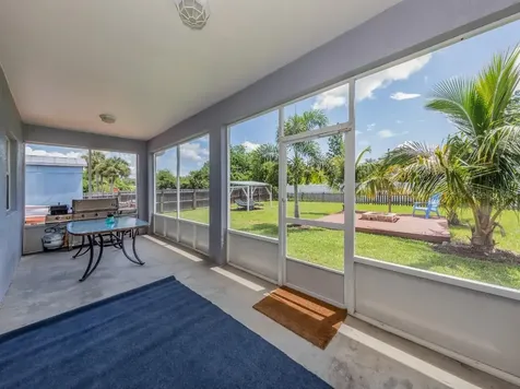 10213 Euston Avenue Englewood FL 34224