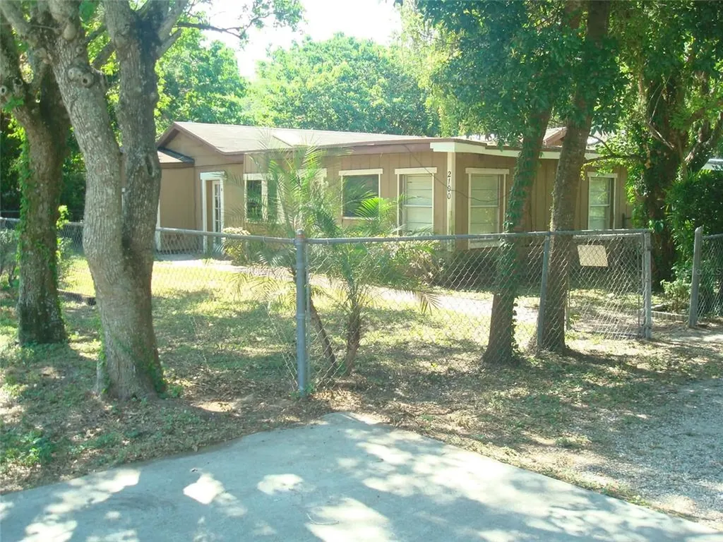2100 E Grant Avenue Orlando FL 32806