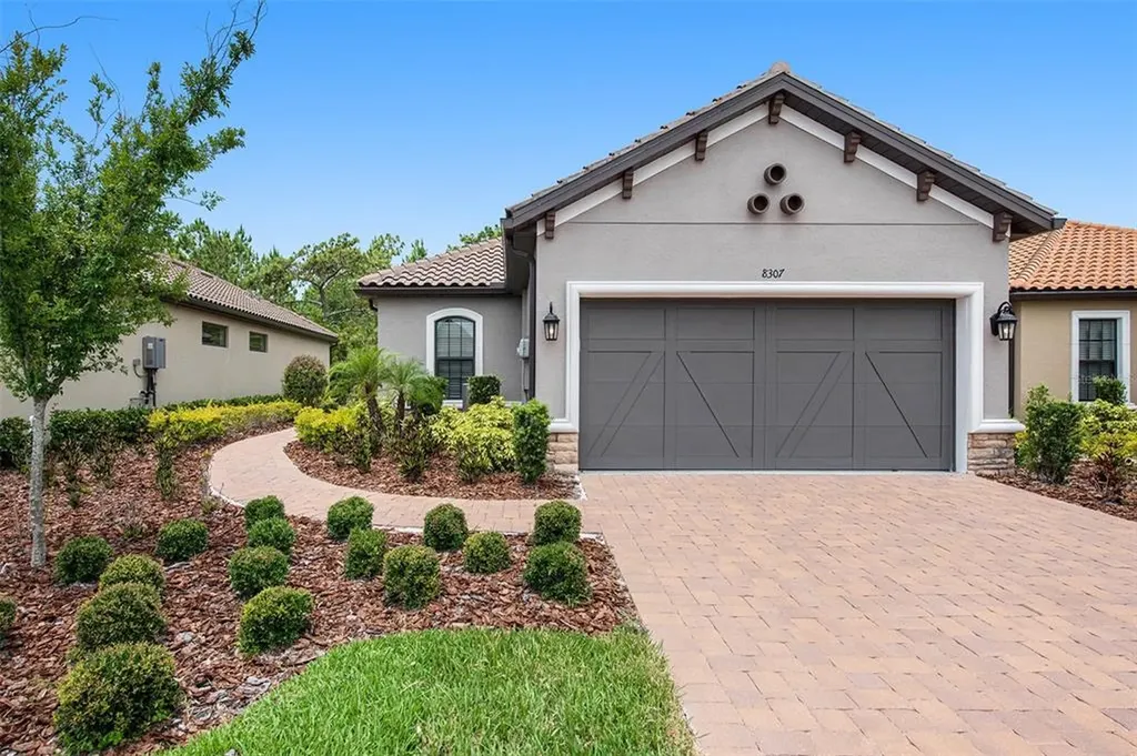 8307 Alberata Vista Drive Tampa FL 33647