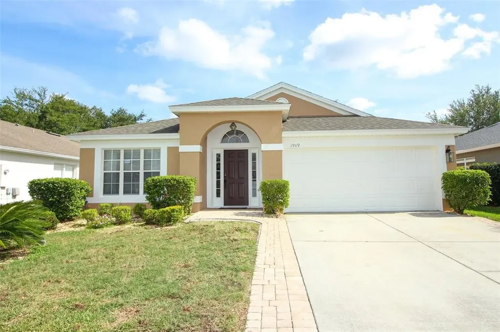 1909 Mitchellbrook Lane Casselberry FL 32707