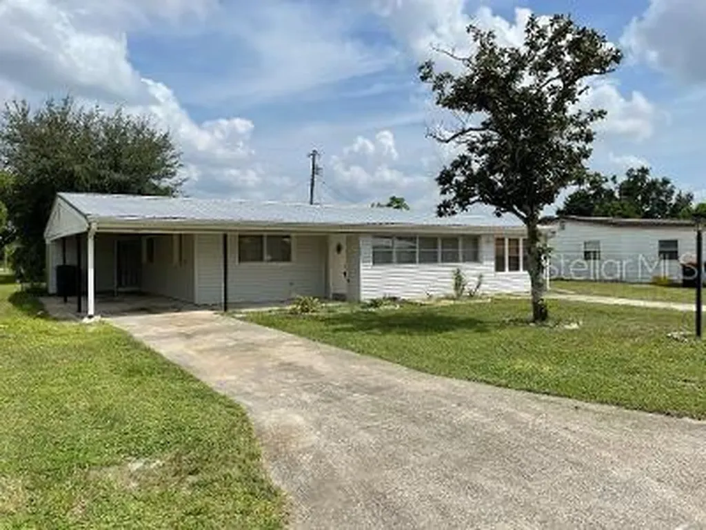 253 Walter Avenue Frostproof FL 33843