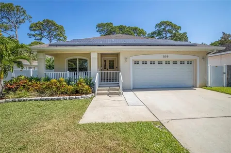 235 47th Avenue N St Petersburg FL 33703