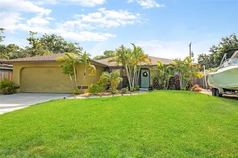 4244 Berkshire Drive Sarasota FL 34241