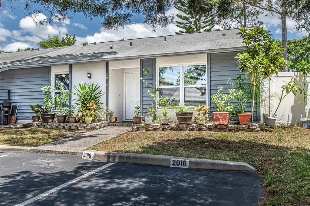 2016 Sheffield Court Oldsmar FL 34677