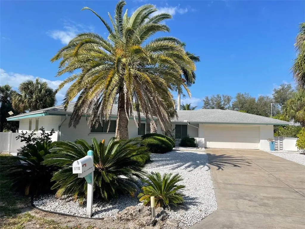 610 Longview Drive Longboat Key FL 34228