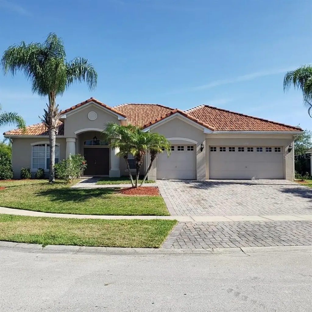 1961 Windward Oaks Court Kissimmee FL 34746