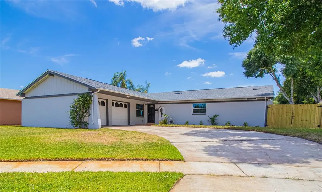 7005 Cobblewood Court Tampa FL 33615