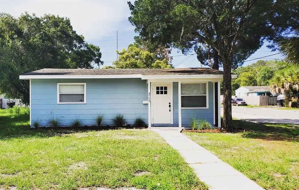 4758 10th Avenue S St Petersburg FL 33711