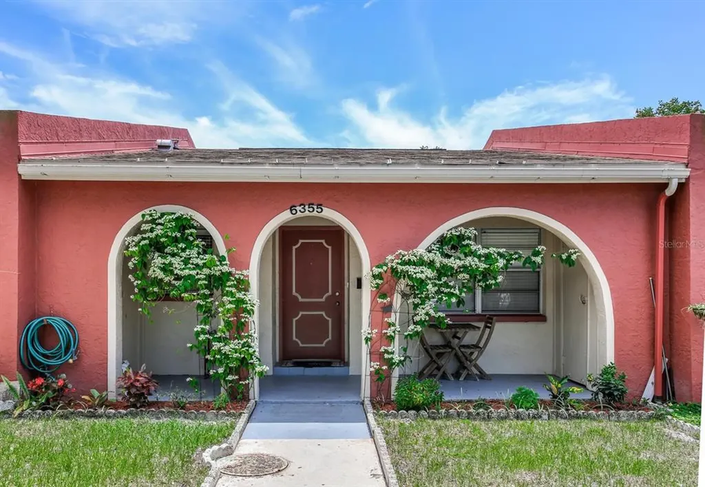 6355 Bonnie Bay Circle N Pinellas Park FL 33781