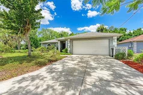 5325 24th Street Court E Bradenton FL 34203