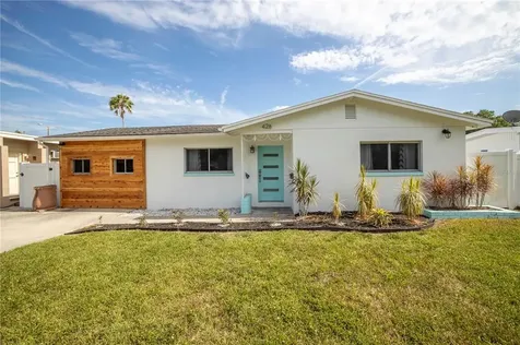 428 45th Avenue N St Petersburg FL 33703