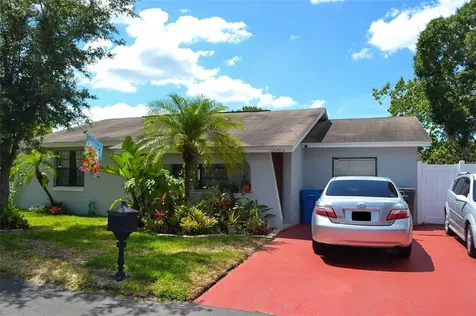 10204 Wexford Court Tampa FL 33615