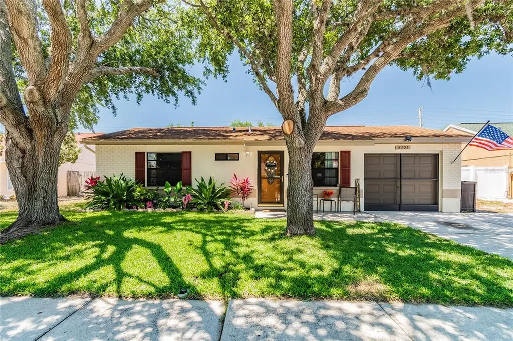 8305 Autumn Oak Avenue Port Richey FL 34668