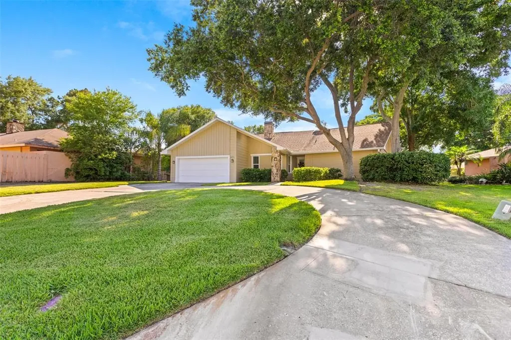 7218 15th Court NE St Petersburg FL 33702