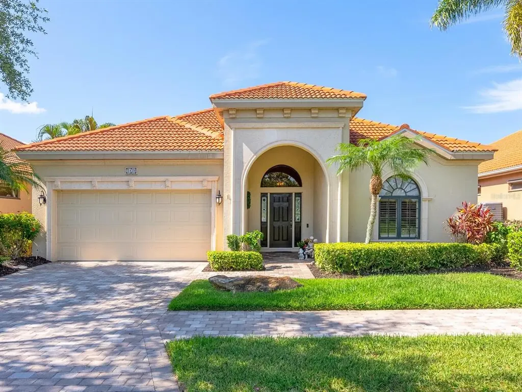 5129 Cantabria Crest Sarasota FL 34238