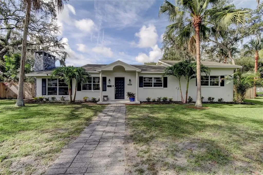 3024 Lake Ellen Drive Tampa FL 33618