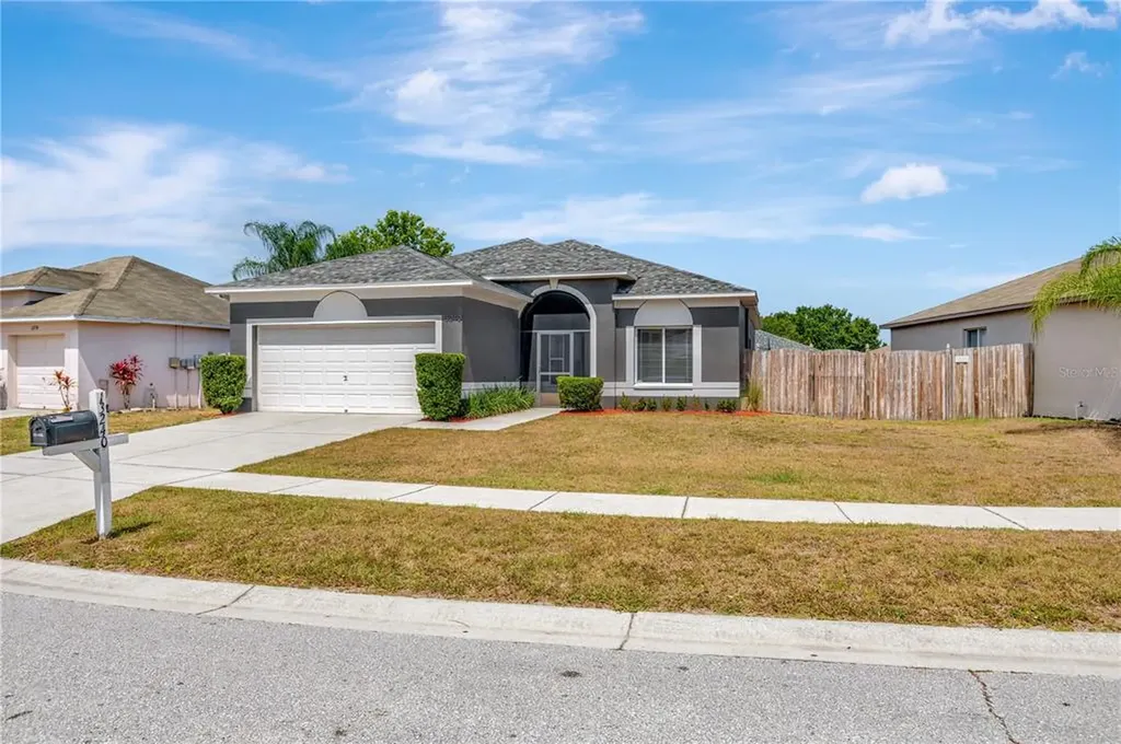 13240 Pike Lake Drive Riverview FL 33579