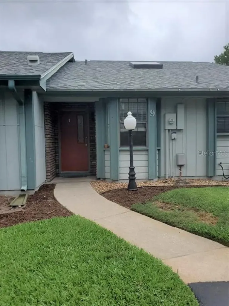 9 Arbor Lake Park Ormond Beach FL 32174