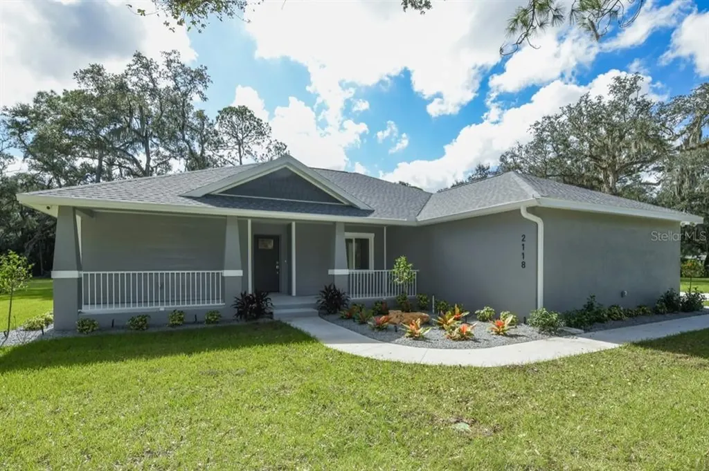 2118 67th Street Court E Bradenton FL 34208