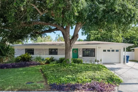 4831 W Bay Court Avenue Tampa FL 33611