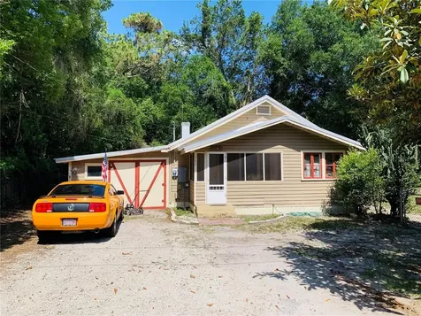 209 N Phippen Avenue Deland FL 32724