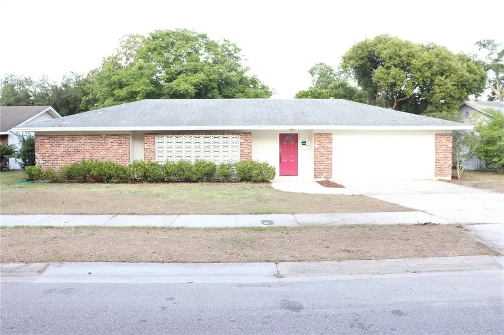 927 Buena Vista Court Orlando FL 32818