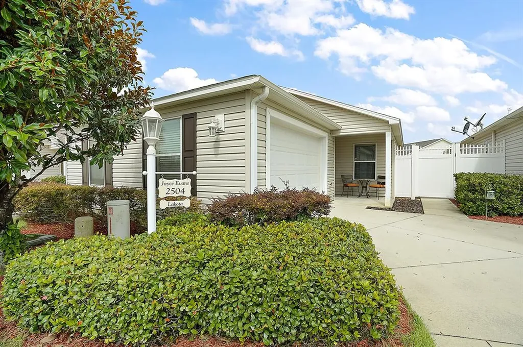 2504 Great Birch Terrace The Villages FL 32162