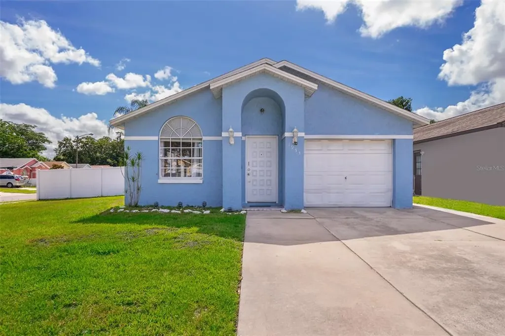1953 Garwood Drive Orlando FL 32822