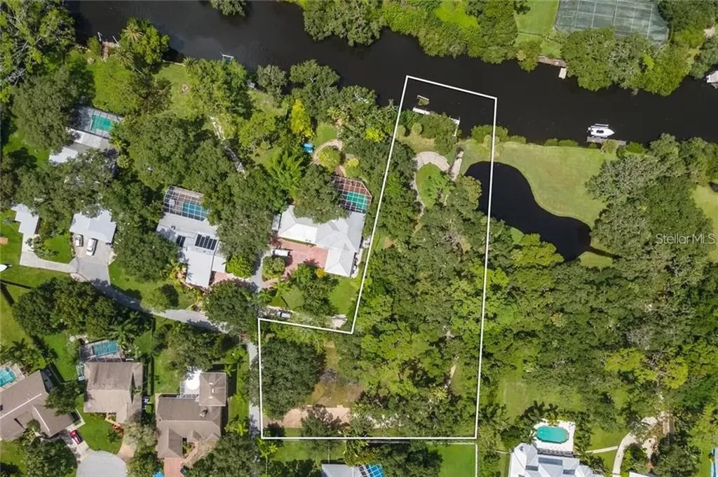 2505 Wilkinson Road Sarasota FL 34231