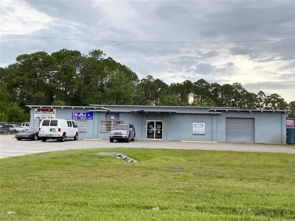 2381 E Intl Speedway Boulevard Deland FL 32724